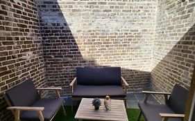 Appartement Spacieux Et Luxueux Pres Du Centre